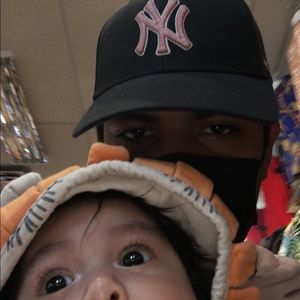 Meet your Posher, Emmanuel